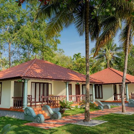 Dhathri Ayurveda Resort And Panchakarma Centre Kāyankulam Eksteriør billede