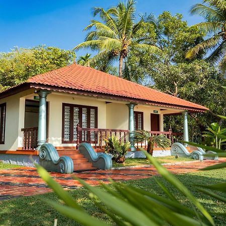 Dhathri Ayurveda Resort And Panchakarma Centre Kāyankulam Eksteriør billede